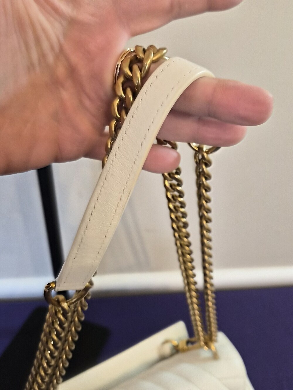 ✨ Louis Vuitton New Wave Chain Bag MM – White Rainbow Logo ✨ - Picture 11 of 15